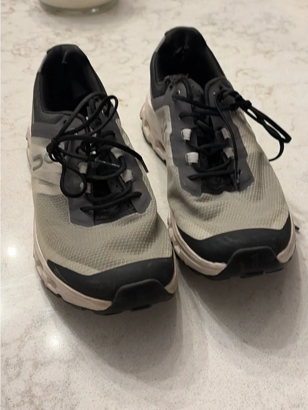 Women's Athletic Running Shoes in Olive Green and Black